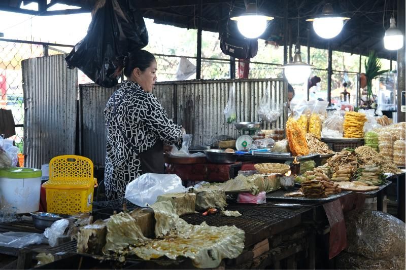 el mercado central (fuente hieu tuyen)