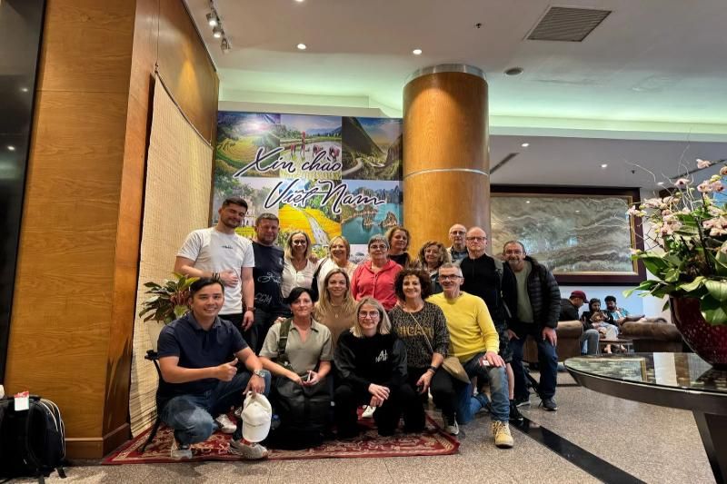 xin chao avec guide francophone au vietnam