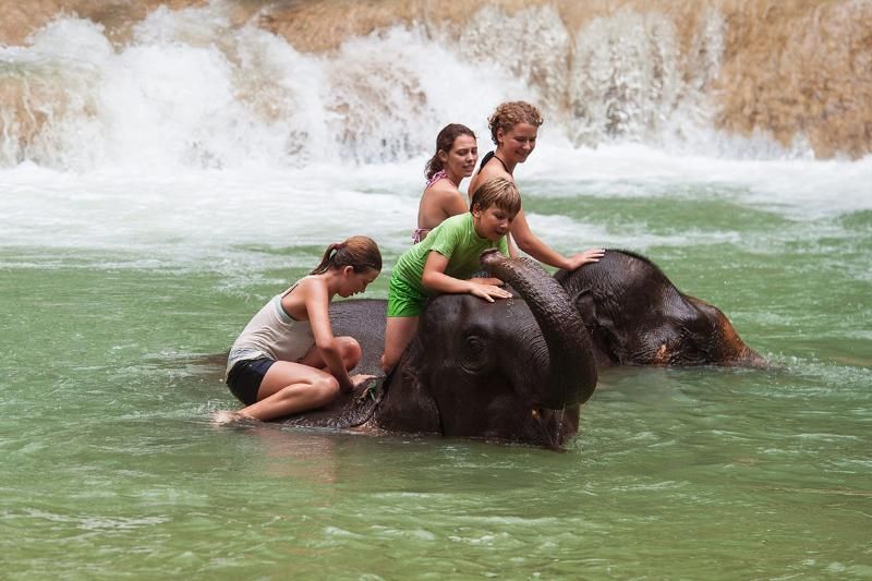 Cascada Tad-Sae en Luang Prabang, Laos