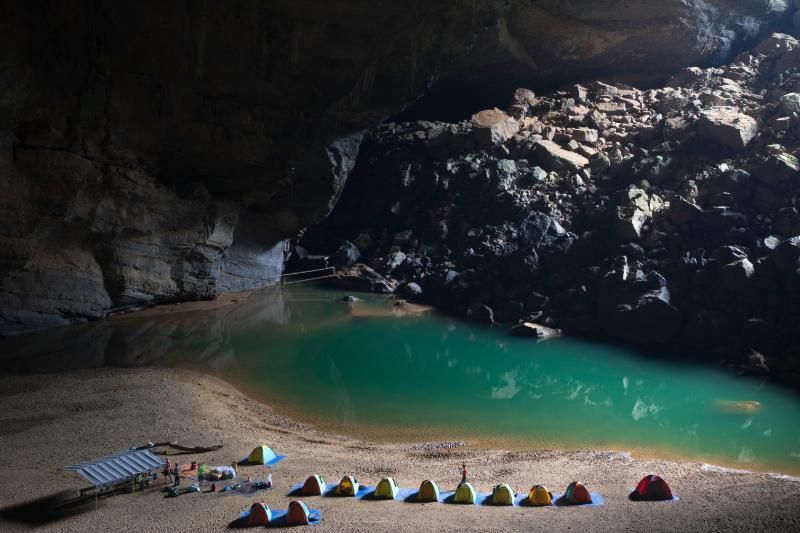 explorando la cueva son doong