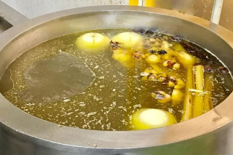 bouillon de pho (1)